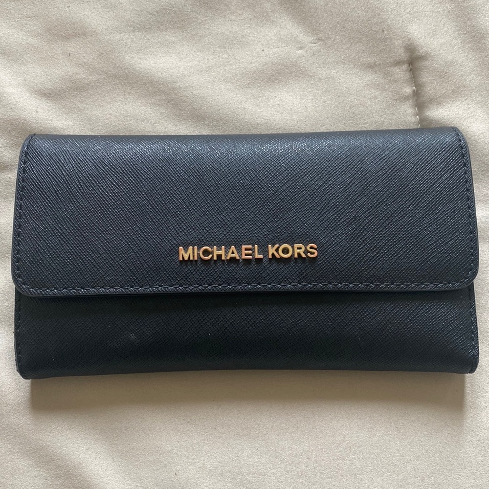 Michael Kors Tri-Fold Wallet